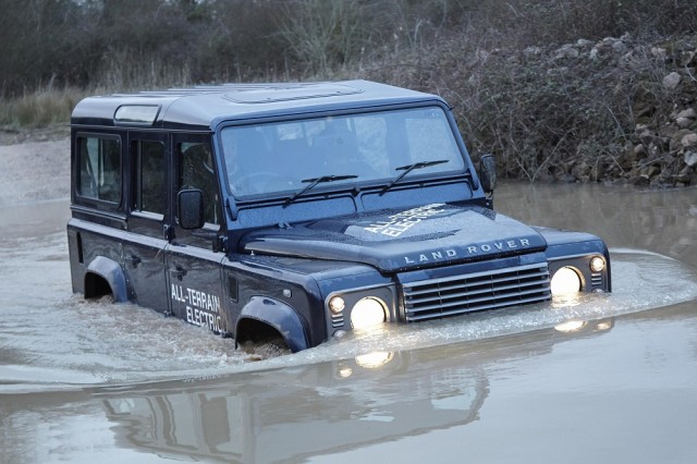 Land Rover Electric Defender MY13-2013-12.jpg